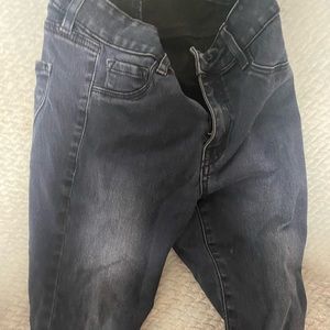 Black Skinny Jeans